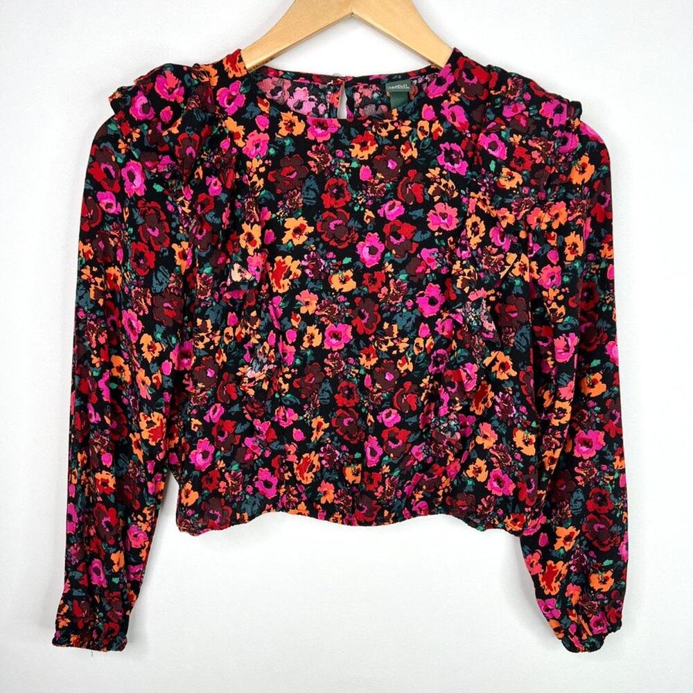 Wild Fable Bold Floral Ruffle Blouse Small